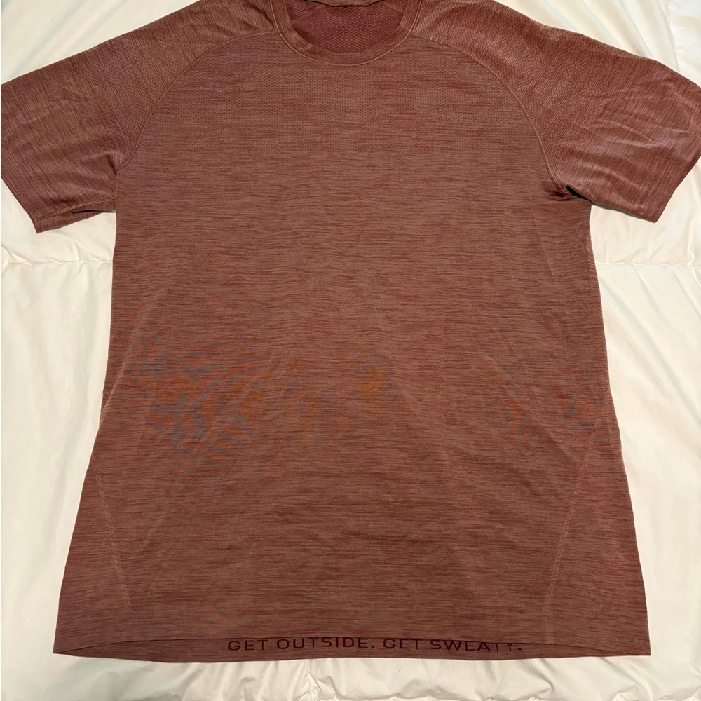 lululemon athletica Rust/Salmon Short Sleeve Tee